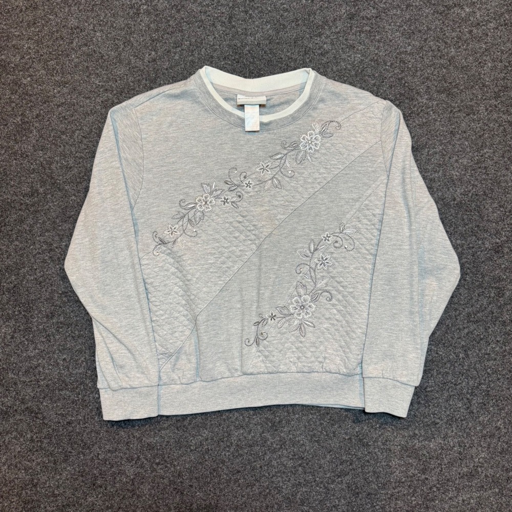Alfred Dunner Petite Gray Floral Embroidered Quilted Sweatshirt Crewneck Top